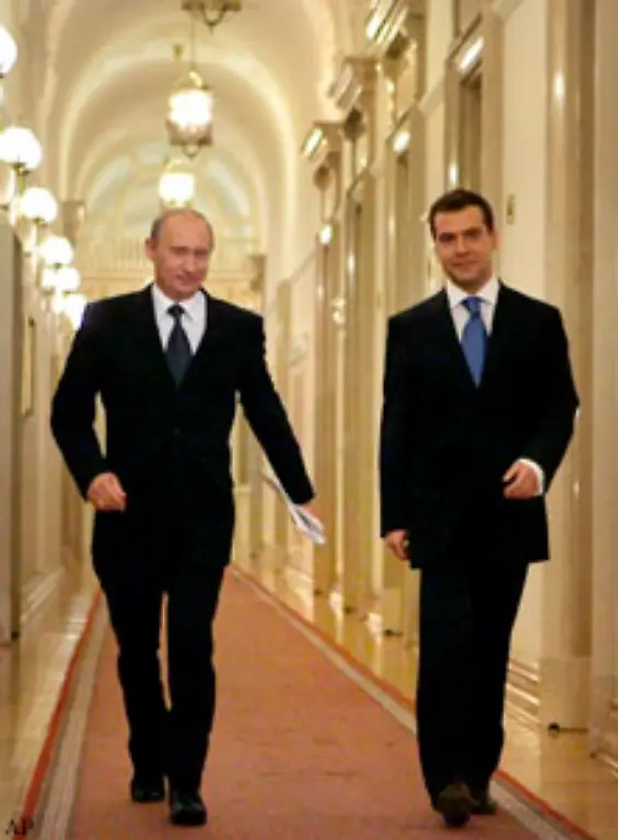 In-der-Sicherheitspolitik-werde-das-Tandem-Medwedew-Putin-nicht-auf-Abenteuer-aus-sein