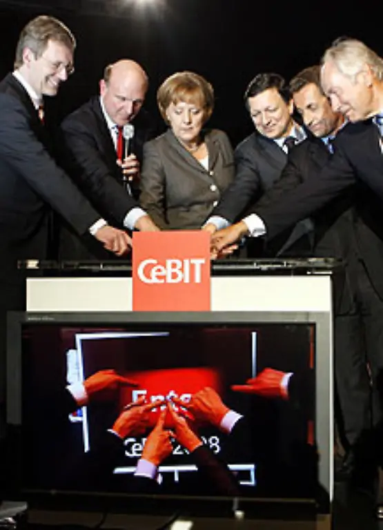 Den-Startschuss-gaben-Ministerpraesident-Wulff-Microsoft-Chef-Ballmer-Bundeskanzlerin-Merkel-EU-Kommissions-Praesident-Barroso-Frankreichs-Staatspraesident-Sarkozy-und-BITKOM-Praesident-Scheer-von-links-nach-rechts