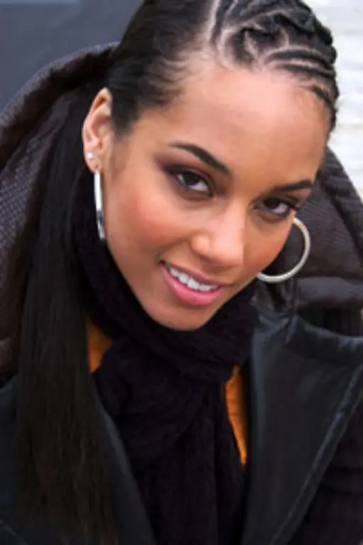 Denn-ihr-Ende-2003-erschienenes-zweites-Album-The-Diary-of-Alicia-Keys-ist-nicht-weniger-erfolgreich