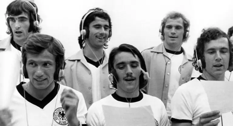 Diesmal-konkurriert-die-Live-Show-unter-anderem-mit-den-UEFA-Pokalspielen-Bayern-Anderlecht-ProSieben-18-50-Uhr-und-Leverkusen-HSV-ZDF-21-Uhr