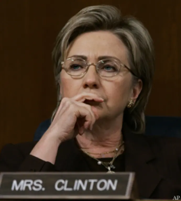 Hillary-Rodham-Clinton-60-Jahre-alt-Mutter-Ehefrau-Anwaeltin-Ex-First-Lady-moeglicherweise-die-kuenftige-Praesidentin-der-Vereinigten-Staaten-von-Amerika