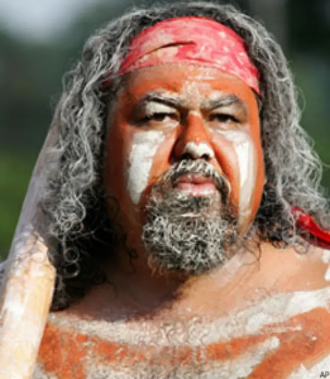 Die-einst-etwa-250-Sprachen-gerieten-jedoch-in-Vergessenheit-so-dass-heute-nur-noch-20-Sprachen-aktiv-weitergegeben-werden