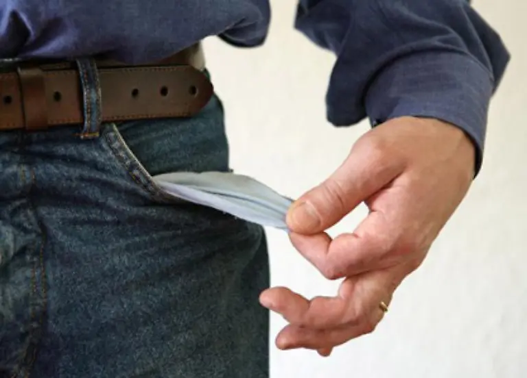 Empfehlenswert-ist-das-beispielsweise-fuer-Unternehmer-die-privat-fuer-ihre-Firma-haften-Ansonsten-faellt-das-gesamte-Vermoegen-des-Paares-unter-die-Konkursmasse