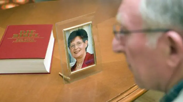 Uebrigens-koennen-auch-verwitwete-Maenner-Rente-beanspruchen