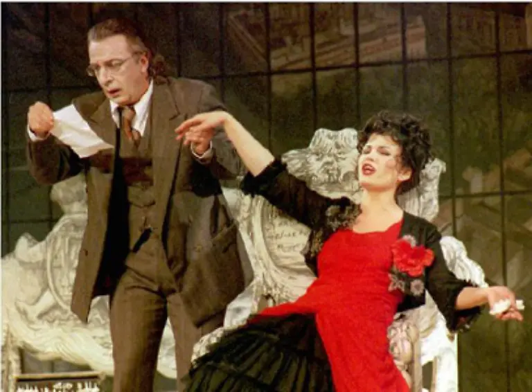 Verliert-der-Gatte-die-Geschaeftsfaehigkeit-bekommt-der-Partner-in-der-Regel-problemlos-die-Vormundschaft-zugesprochen-kann-also-beispielsweise-ueber-das-Vermoegen-verfuegen-Bei-Unverheirateten-gestaltet-sich-das-sehr-viel-komplizierter