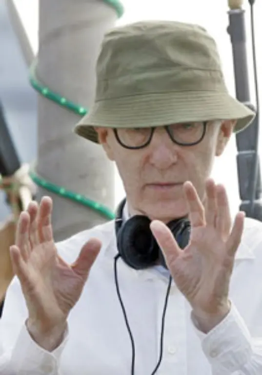 Woody-Allen-gab-ihr-1980-die-erste-Filmrolle-als-huebsches-Maedchen-im-Zug-in-Stardust-Memories