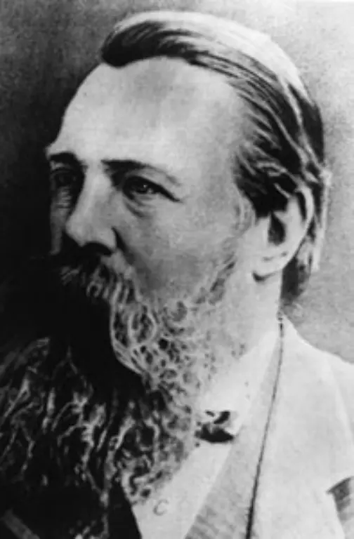 Zur-Beerdigung-1883-kamen-gerade-einmal-elf-Personen-Dennoch-sagte-Engels-in-der-Grabrede-Sein-Name-wird-durch-die-Jahrhunderte-fortleben-und-so-auch-sein-Werk