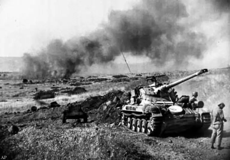 In-der-UNO-Resolution-242-werden-die-arabischen-Staaten-zum-Frieden-mit-Israel-aufgerufen-und-Israel-zur-Aufgabe-besetzter-Gebiete