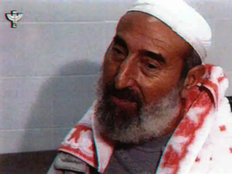 Islamistische-Gruppen-wie-Islamischer-Dschihad-und-Hamas-entstehen-Ihr-religioeser-Fundamentalismus-bringt-eine-neue-Qualitaet-in-den-Kampf-gegen-Israel-Hamas-Gruender-Scheich-Ahmad-Yasin-1992