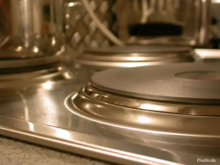 Fehlt-die-mitgemietete-Einbaukueche-kann-man-20-Prozent-abziehen-LG-Dresden-WM-2001-336