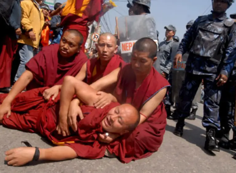 und-wie-hier-in-Nepal-zu-Auseinanderstzungen-mit-der-Polizei