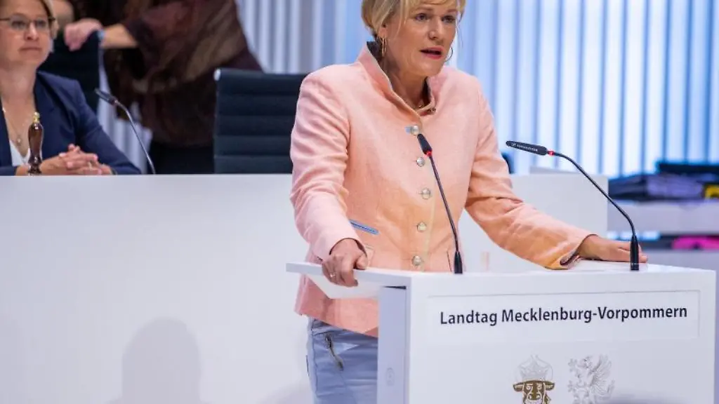 Die-Fraktionschefin-der-Linken-im-Landtag-von-Mecklenburg-Vorpommern-Simone-Oldenburg