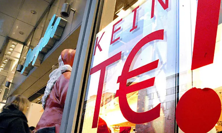Der-T-Euro-alleine-kann-auch-nicht-schuld-sein-Den-Euro-haben-wir-jetzt-immerhin-schon-sechs-Jahre-Und-trotzdem-steigen-die-Preise-immer-weiter
