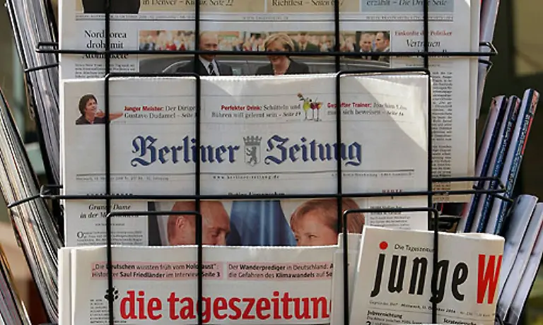 Die-taegliche-Zeitung-ist-ein-Muster-an-Preisstabilitaet-Ein-Abo-von-einem-Monat-bedurfte-1960-eine-Stunde-und-41-Minuten-1991-eine-Stunde-und-zwoelf-Minuten-und-2007-eine-Stunde-und-37-Minuten-Arbeit-Das-Lesen-ist-also-wieder-etwas-teurer-geworden