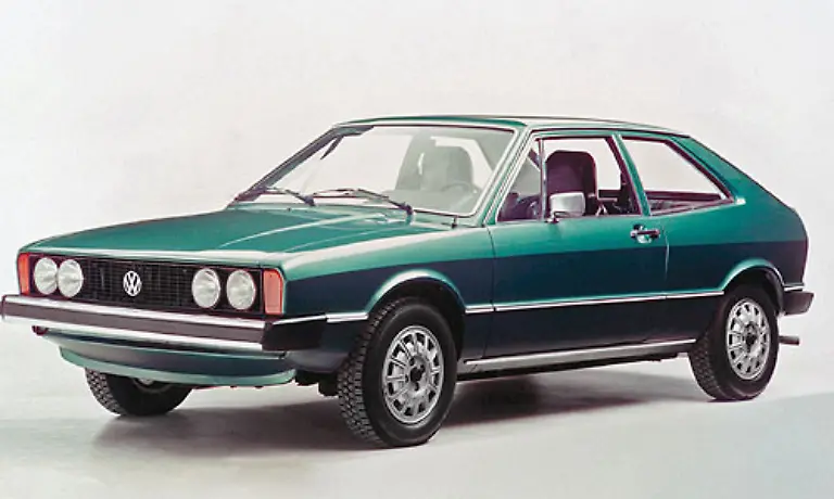 Der-Designer-Giorgio-Giugiaro-wollte-auf-Basis-des-erfolgreichen-Golf-ein-Sportcoup-bauen-Der-Italiener-hatte-bereits-ein-Facelift-fuer-den-damaligen-Passat-und-den-ersten-Golf-gezeichnet