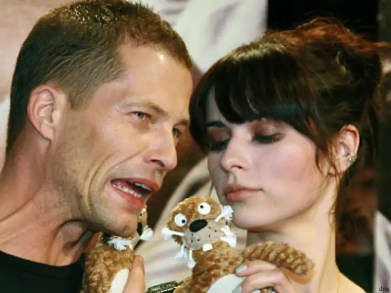 Im-Dezember-2007-war-sie-noch-in-Til-Schweigers-Beziehungs-Komoedie-KeinOhrHasen-zu-sehen-und-gab-zusammen-mit-diesem-Tipps-zum-Oralverkehr