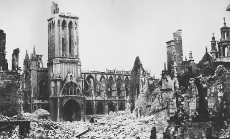 So-konnte-selbst-Frankreich-an-den-Tisch-mit-den-damals-noch-verhassten-deutschen-Nachbarn-gelockt-werden-ein-wichtiger-Schritt-zur-Europaeischen-Integration-Zerstoerte-St