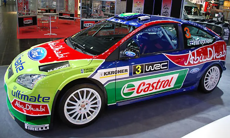 Noch-ein-Dienstwagen-der-auf-der-AMI-zu-sehen-ist-Mit-diesem-Ford-Focus-in-Rallye-Version-holten-die-Piloten-Mikko-Hirvonen-und-Jarmo-Lehtinen-den-zweiten-Platz-bei-der-diesjaehrigen-Rallye-Monte-Carlo