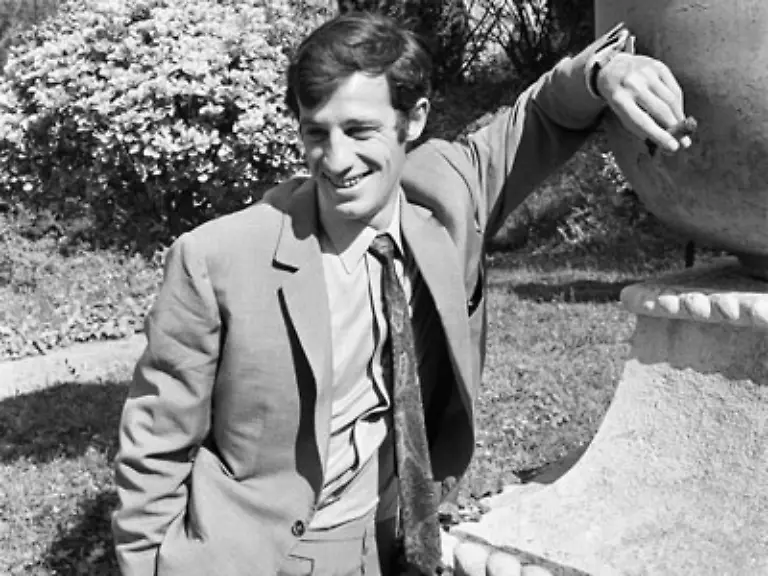 Mit-Abenteuerfilmen-wie-Cartouche-1962-oder-Abenteuer-in-Rio-1964-wechselte-er-zur-kommerziell-erfolgreicheren-Actionkomoedie