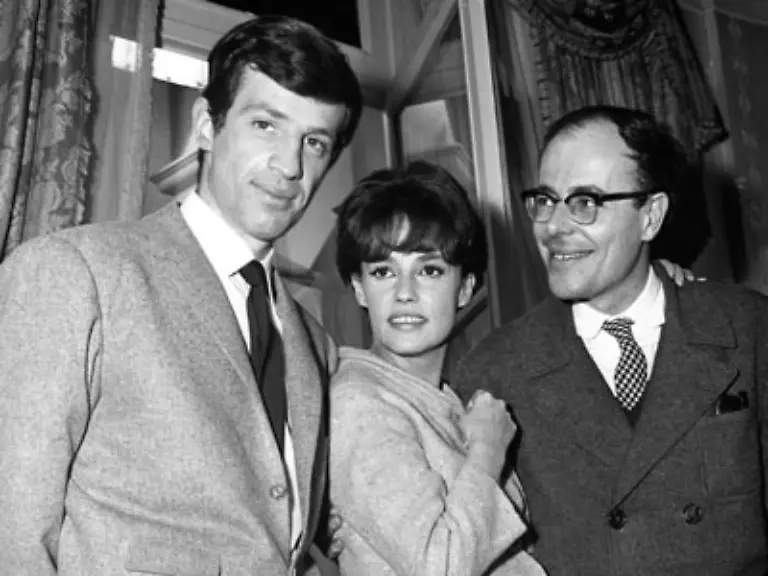 Wegen-seiner-Rollenvielfalt-persoenlichen-Anziehungskraft-seiner-Ungezwungenheit