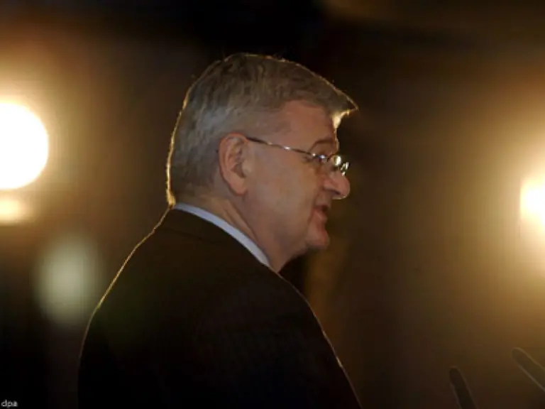 Zunaechst-allerdings-kam-der-Visa-Untersuchungsausschuss-Angst-schien-Fischer-vor-seiner-Befragung-nicht-zu-haben