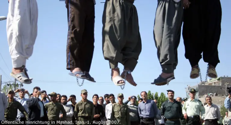 Im-Juli-2007-wurde-ein-Mann-im-Iran-gesteinigt-Steinigungen-gelten-als-besonders-grausame-Art-der-Hinrichtung