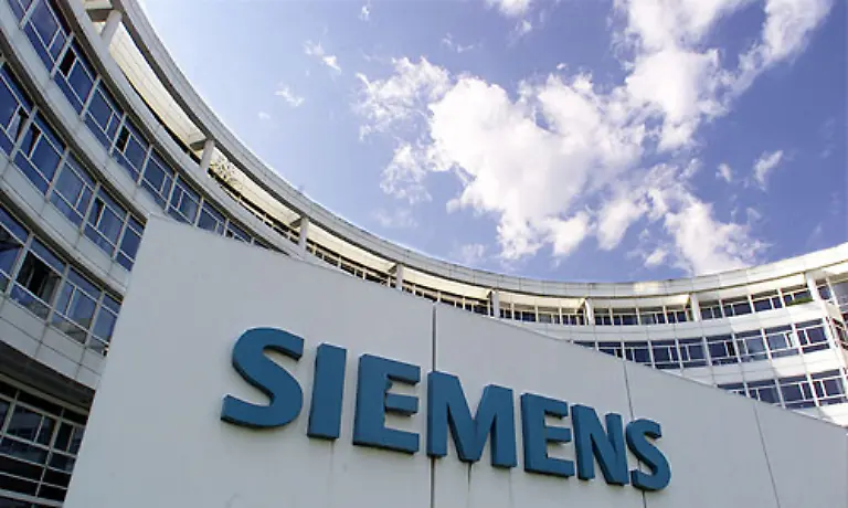 Platz-47-Siemens-Die-Bekanntheit-der-Marke-scheint-durch-den-Schmiergeldskandal-eher-noch-gestiegen-Der-Technologiekonzern-ist-in-190-Laendern-aktiv-und-alleine-dehalb-schon-weltweit-ein-Begriff-Markenwert-14-7-Mrd-Dollar-Veraenderung-61