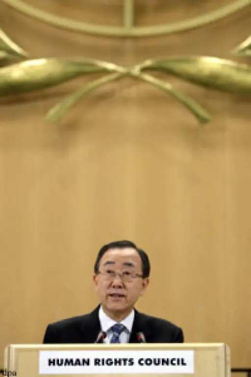 UN-Generalsekretaer-Ban-Ki-Moon-benennt-dies-konkret-Alle-20-Sekunden-stirbt-ein-Kind-an-den-Folgen-schlechter-Sanitaerversorgung
