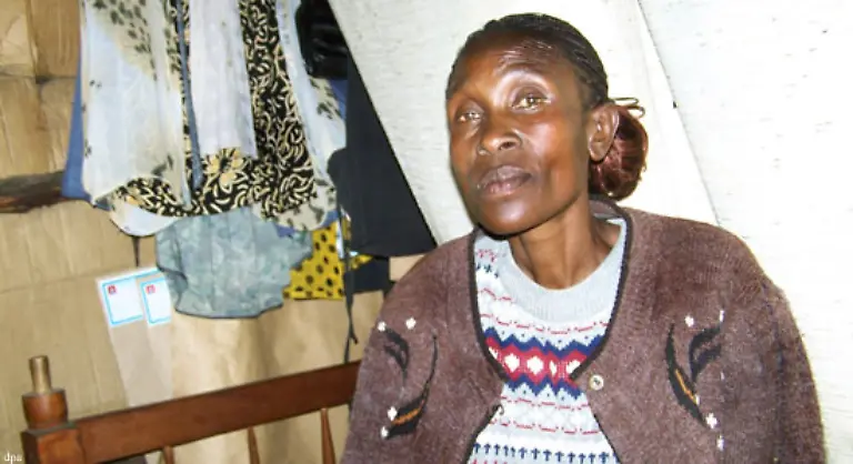 Allein-in-Afrika-traeten-85-Prozent-aller-Faelle-auf-in-denen-es-eine-Verbindung-zwischen-HIV-und-Tuberkulose-gebe-sagt-Piot-Bei-vielen-wird-die-Krankheit-nicht-erkannt-weil-sie-nicht-getestet-sind-Es-mangelt-an-einfachster-Diagnose