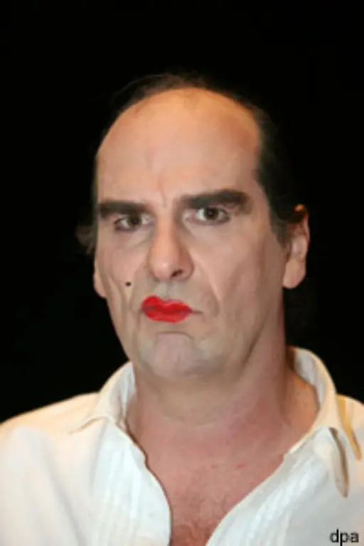Das-war-aber-alles-andere-als-erfolgreich-berichtet-der-Visagist-Koch-der-selber-Lippenstifte-und-Lippenstiftabdruecke-prominenter-Maenner-Guildo-Horn