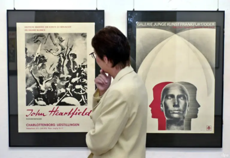 Der-Fotokuenstler-John-Heartfield-wurde-hier-beigesetzt