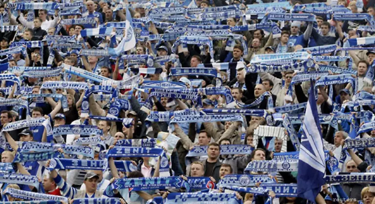 Ein-Tor-musste-wenigstens-her-im-Petrowski-Stadion-zu-St-Petersburg