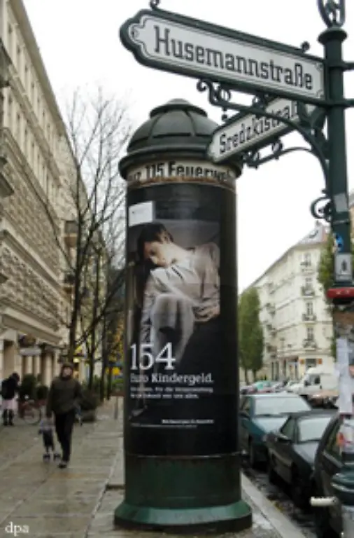 und-der-Erfinder-der-Litfasssaeule-Ernst-Litfass