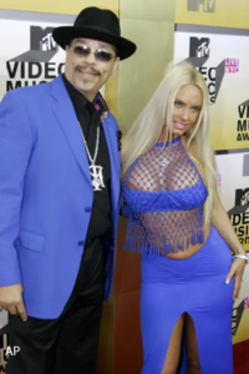oder-Ice-T-links-im-Bild-durchzugehen