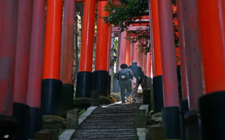 Nur-der-1-Januar-ist-offiziell-ein-nationaler-Feiertag-doch-auch-die-folgenden-zwei-Tage-haben-die-meisten-Japaner-frei
