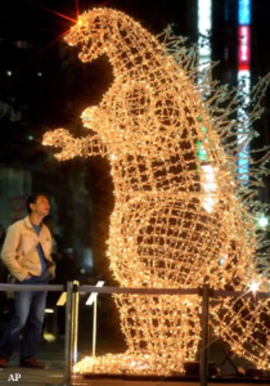 Doch-zumindest-in-japanischen-Kaufhaeusern-gibt-es-zum-Jahresende-so-etwas-wie-Adventsstimmung