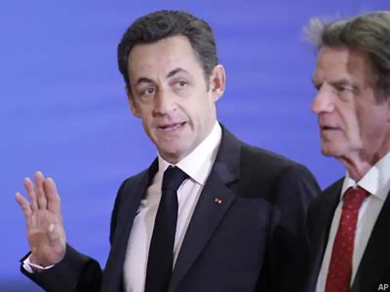 Mit-dem-Aerzte-ohne-Grenzen-Gruender-Bernard-Kouchner-als-Aussenminister-schnappte-er-der-Linken-eine-Galionsfigur-weg