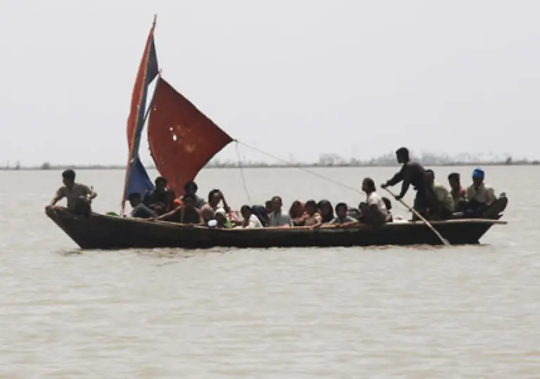 Beschraenkungen-gibt-es-allerdings-fuer-die-internationalen-Helfer-Sie-duerfen-vorerst-nicht-ins-Irawaddy-Flussdelta-reisen