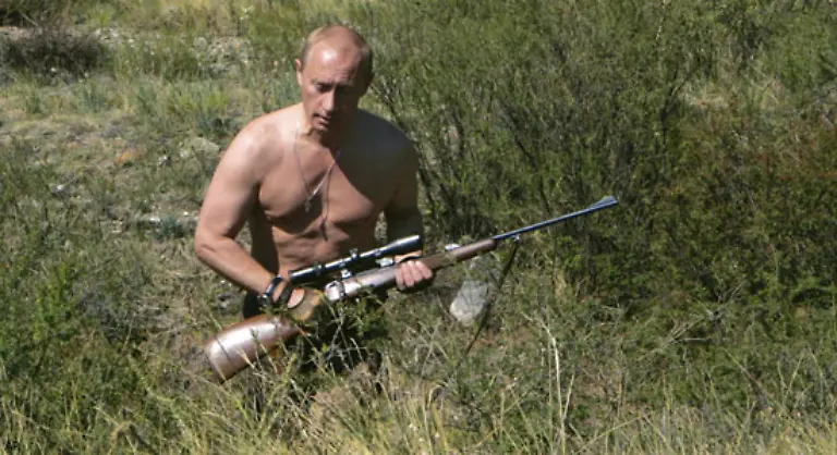 Wladimir-Wladimirowitsch-Putin-bleibt-wohl-auch-als-Premierminister-der-starke-Mann-Russlands