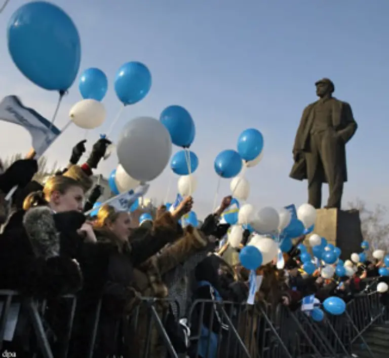 Klar-zeigt-sich-dies-bei-den-Wahlen-in-der-Ukraine-Ende-2004