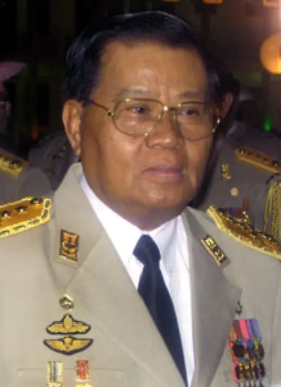 International-wird-die-mangelnde-Kooperationsbereitschaft-der-Militaerjunta-unter-Fuehrung-des-Staatsoberhauptes-General-Than-Shwe-heftig-kritisiert