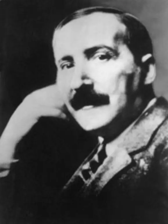 Der-Oesterreicher-Stefan-Zweig-meisterhafter-Novellist-und-einer-der-meistgelesenen-deutschsprachigen-Autoren-der-1920er-Jahre-nennt-den-10-Mai-in-einem-Brief-an-Romain-Rolland-einen-Tag-des-Ruhms-da-meine-Buecher-auf-dem-Scheiterhaufen-in-Berlin-brennen