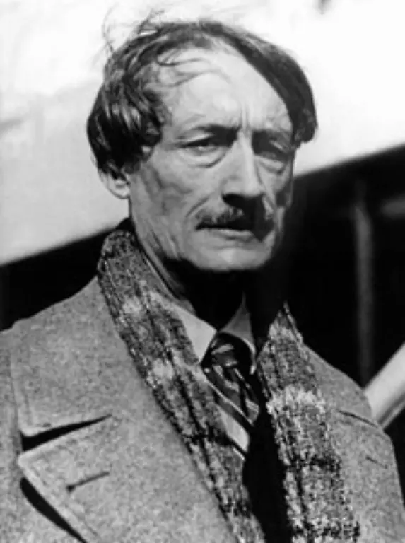 Der-Franzose-Henri-Barbusse-Bild-und-selbst-ein-japanischer-Schriftsteller-Sunao-Tokunaga-der-in-seinem-Hauptwerk-Die-Strasse-der-Sonne-einen-Arbeiterstreik-beschreibt-kommen-auf-die-Liste-der-zu-verbrennenden-Buecher