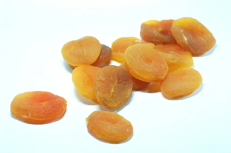 was-man-vom-Doerrautomaten-leider-nicht-behaupten-kann-Erst-spaet-kam-man-darauf-dass-Trockenfruechte-auch-fuer-nicht-allzu-viel-Geld-im-Supermarkt-erhaeltlich-sind