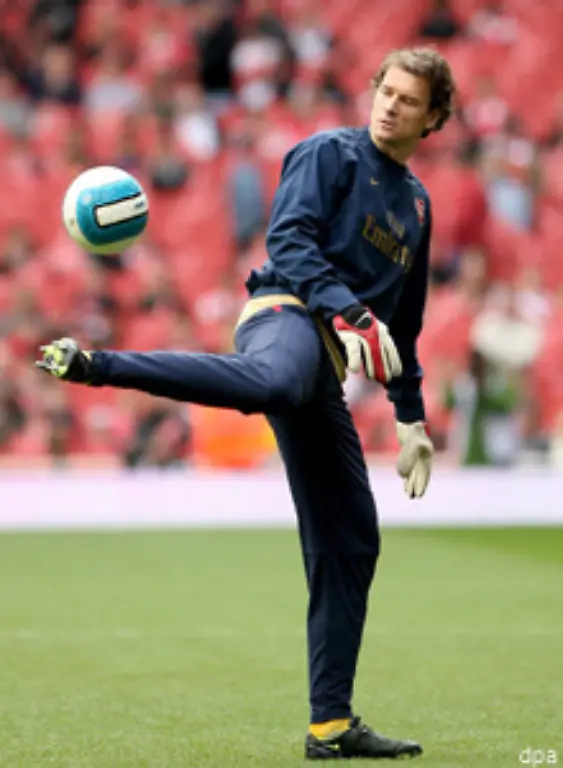 hat-ihn-sogar-Erzrivale-Jens-Lehmann-oeffentlich-fuer-seine-professionelle-Einstellung-gelobt