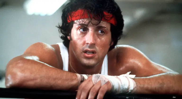 dass-er-immer-einen-Schlag-mehr-mit-seinem-blutenden-Kopf-parieren-kann-als-der-Gegner-mit-eiserner-Faust-auszuteilen-im-Stande-ist