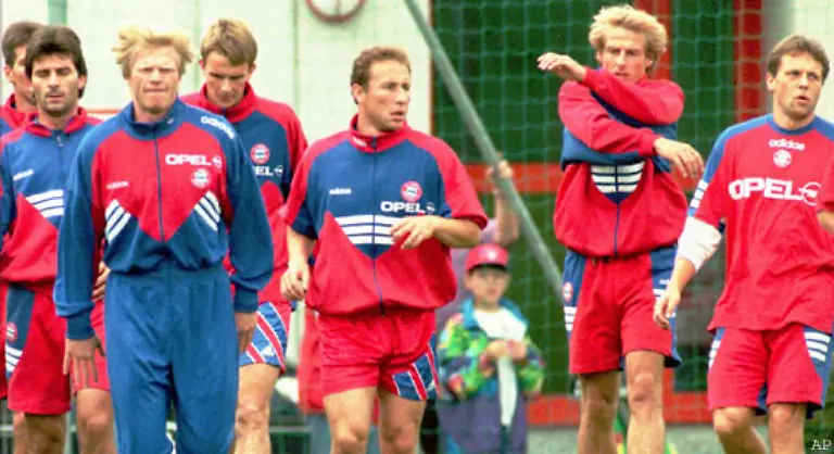 Er-hatte-es-zunaechst-schwer-seinen-Ambitionen-bei-den-Bayern-auch-handfeste-Titel-folgen-zu-lassen-Ihm-fehlte-professionelle-Unterstuetzung