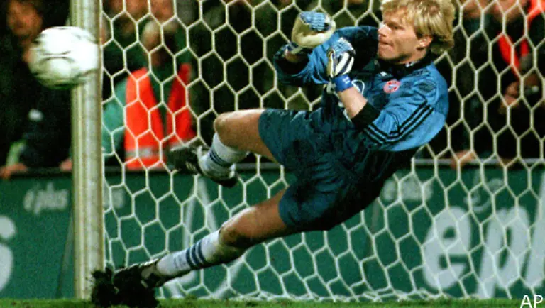 Kahn-war-in-dieser-Zeit-regelmaessig-im-Einsatz-wegen-der-schwachen-Abwehr-dauernd-gefordert-und-trotzdem-kaum-zu-ueberwinden