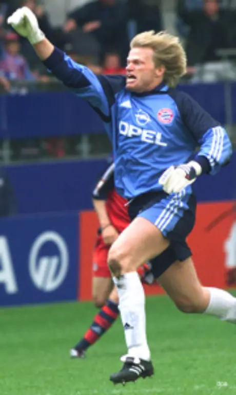 aber-Kahn-war-in-seinem-manisch-narzisstischen-Erfolgsrausch-allenfalls-fuer-die-Fans-des-Rekordmeisters-noch-zu-ertragen