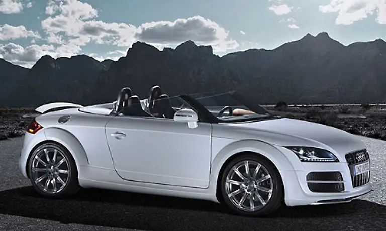Das-zweite-Showcar-das-Audi-am-Woerthersee-zeigt-ist-zwar-bekannt-aber-nicht-weniger-aufregend-Der-Audi-TT-clubsport-quattro